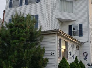 26 Prospect St, Keyport, NJ 07735