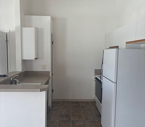 4th image of 506 Caribou Dr #B