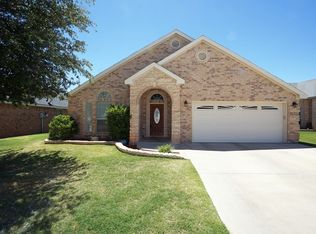 6910 Stonehenge Rd, Odessa, TX 79765