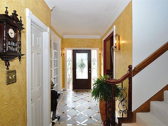 2nd image of 5223 Blue Creek Dr