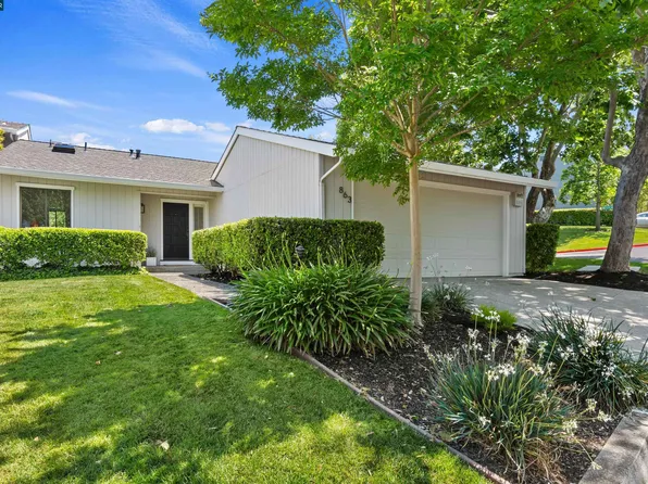 863 Augusta Dr, Moraga, CA 94556