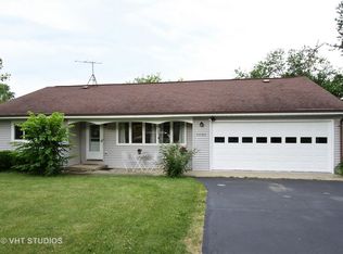 34782 N Hiawatha Trl, McHenry, IL 60051