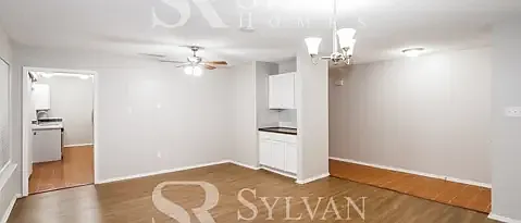 2916 White Oak Ln — Photo 5
