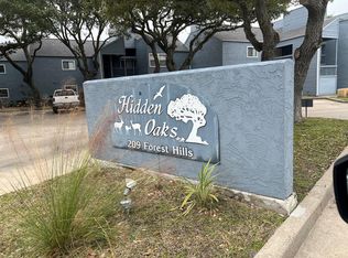 209 Forest Hls APT 229, Rockport, TX 78382