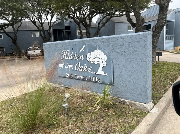209 Forest Hls APT 229, Rockport, TX 78382