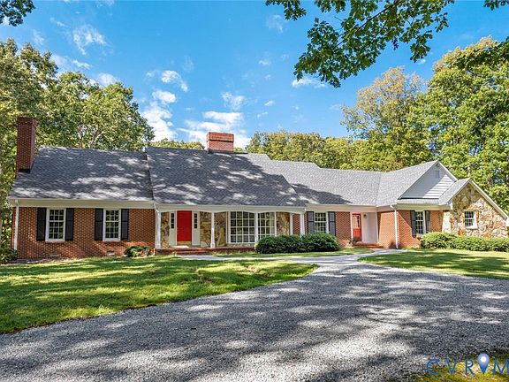 2nd image of 2727 Valley Springs Rd
