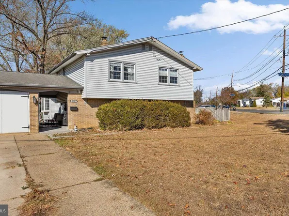 2305 New Albany Rd, Cinnaminson, NJ 08077