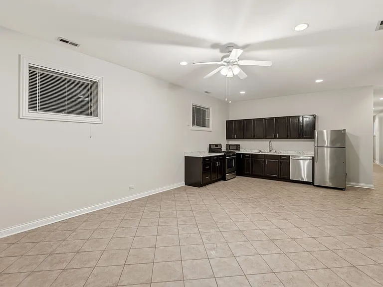 938 N Washtenaw Ave #G — Photo 4