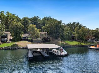 103 Red Fox Run Dr, Sunrise Beach, MO 65079