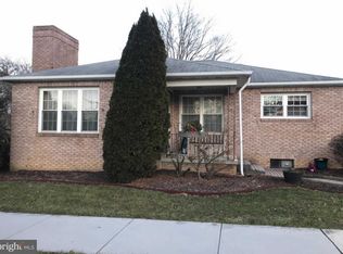 163 Penn St, Hanover, PA 17331