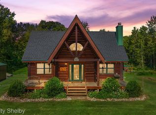 5697 Gleason Rd, Emmett, MI 48022