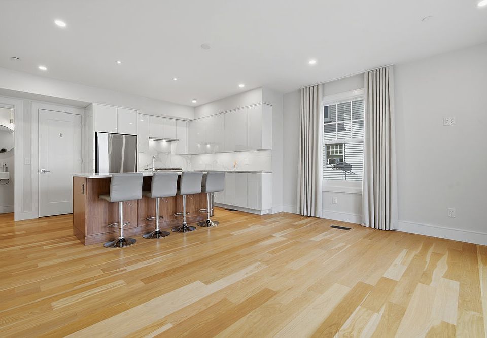 1st image of 38 Englewood Ave