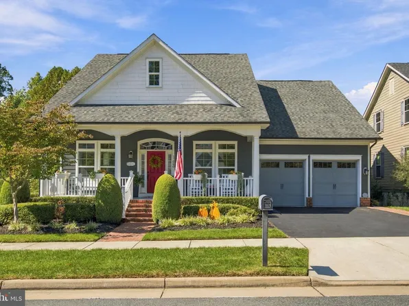 17080 Silver Arrow Dr, Dumfries, VA 22026
