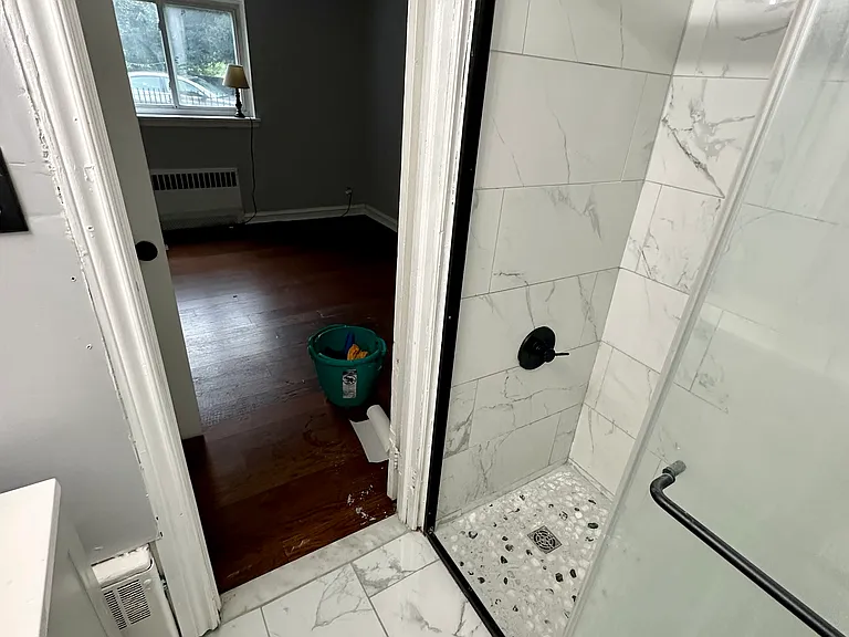 2 E McPherson St #1 — Photo 8