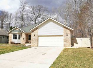 4812 Lorwood Dr, Smiths Creek, MI 48074