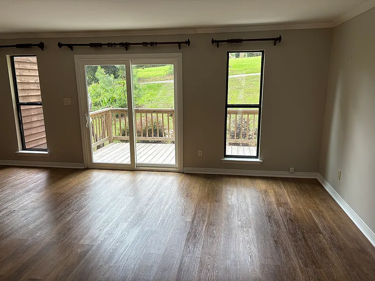 23 Lakeshore Dr #23 — Photo 17
