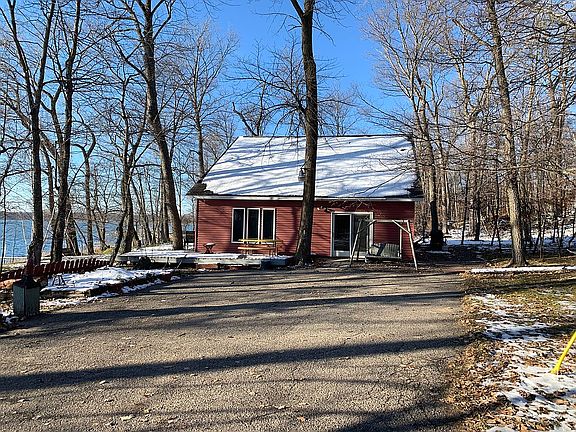 3rd image of 38749 E Union Dr