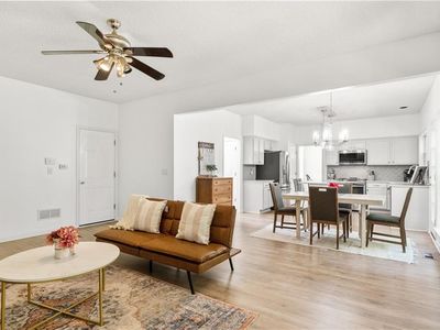 1215 Lyndhurst Way, Roswell, GA, 30075