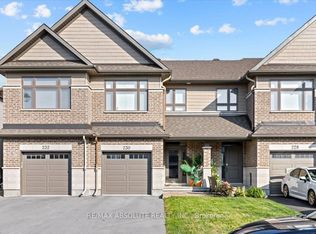230 Purchase Cres, Ottawa, ON K2S 2L7
