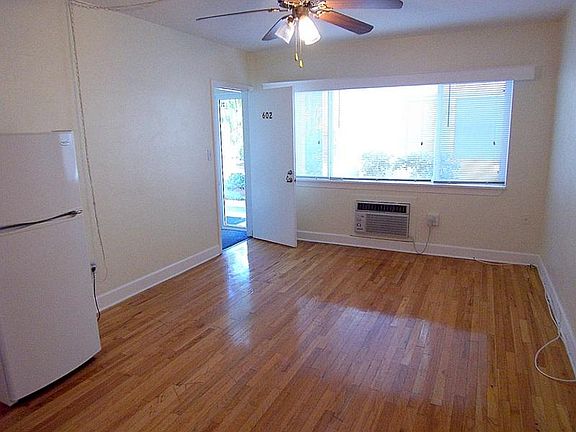 4th image of 301 4th Ave N APT 303