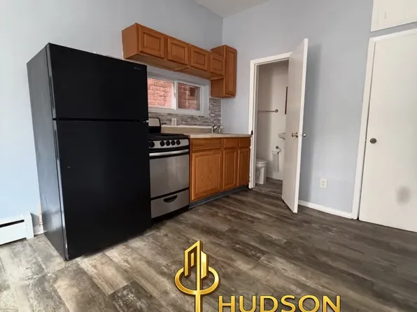 24 Beacon Ave, Jersey City, NJ
