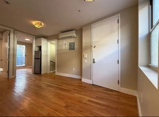 306 Park Ave #1B, Brooklyn, NY 11205