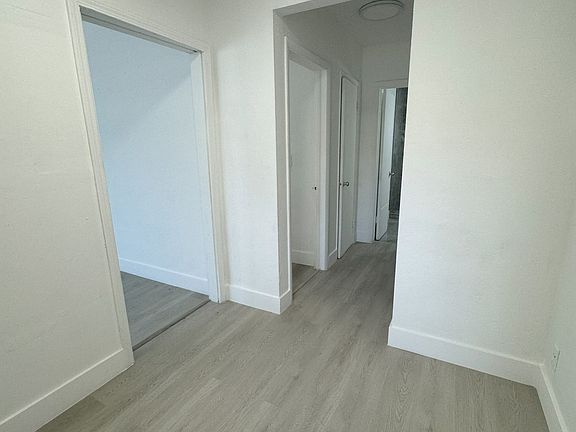 3rd image of 1225 Normandy Dr #9