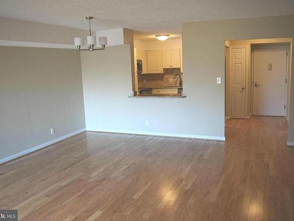 2nd image of 3800 Powell Ln APT 410