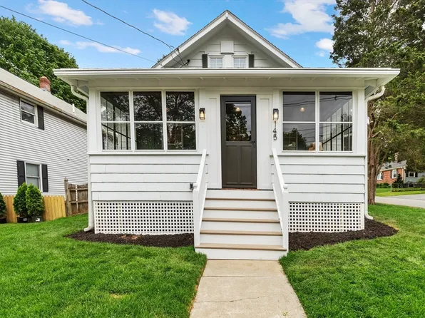 145 Elm St, Stoneham, MA 02180