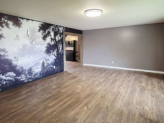 2nd image of 1311 Beyer Dr