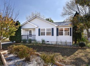 105 Sharons Way, East Flat Rock, NC 28726