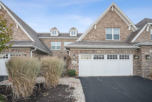 1st image of 2250 Washington Dr