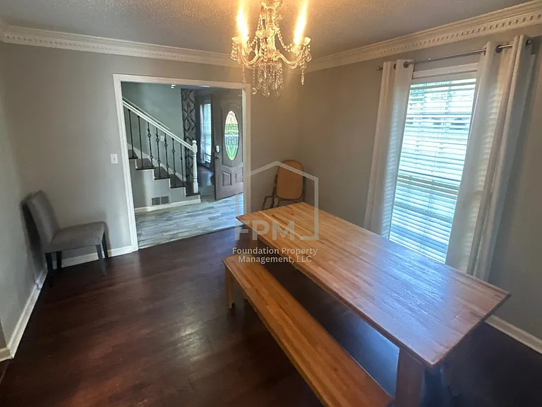6236 Haddington Dr — Photo 7