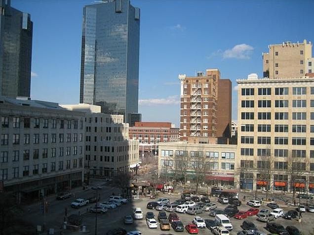 1st image of 500 Throckmorton St APT 607