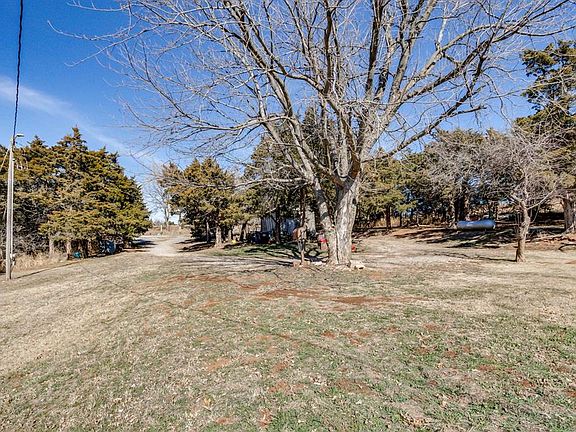 5th image of 29855 Mounds Rd