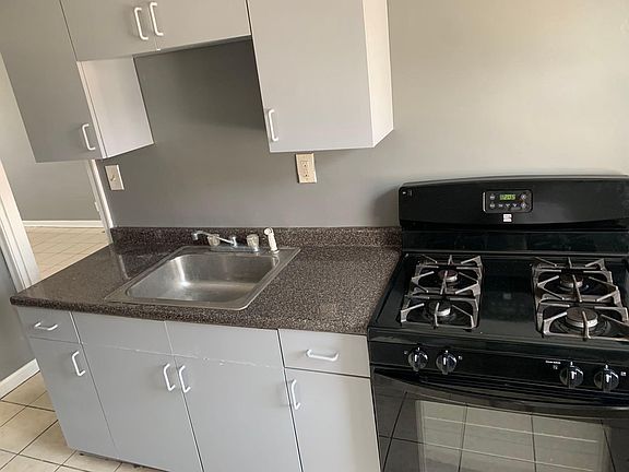 5th image of 6314 Glenloch St