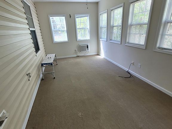 4th image of 535 Corley Brook Way
