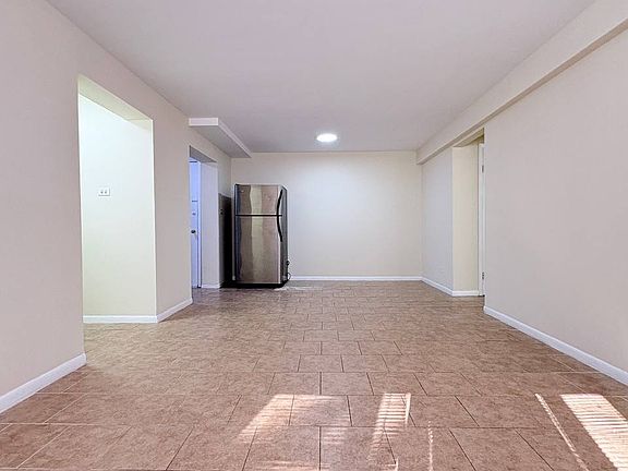 3rd image of 68 Elizabeth Dr #3