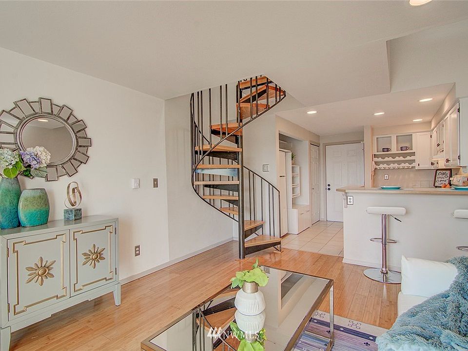 1st image of 903 N 130th St APT 317
