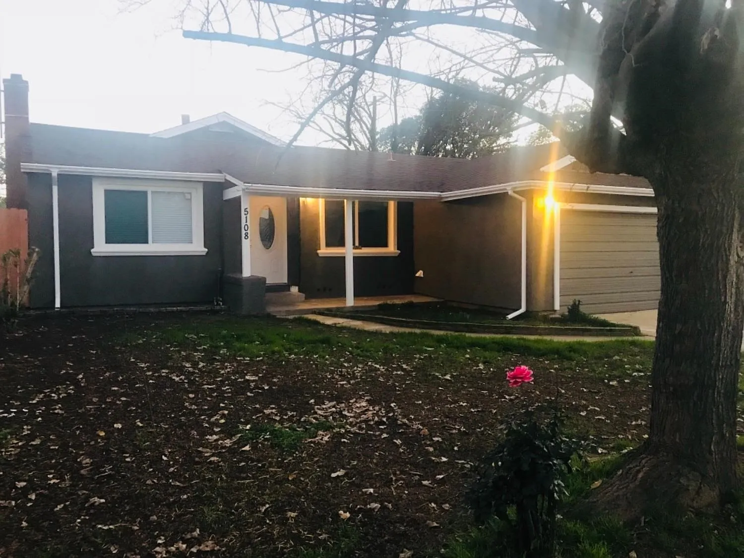5108 52nd Ave photo 1