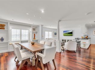 271 Broad Ave S #202, Naples, FL 34102