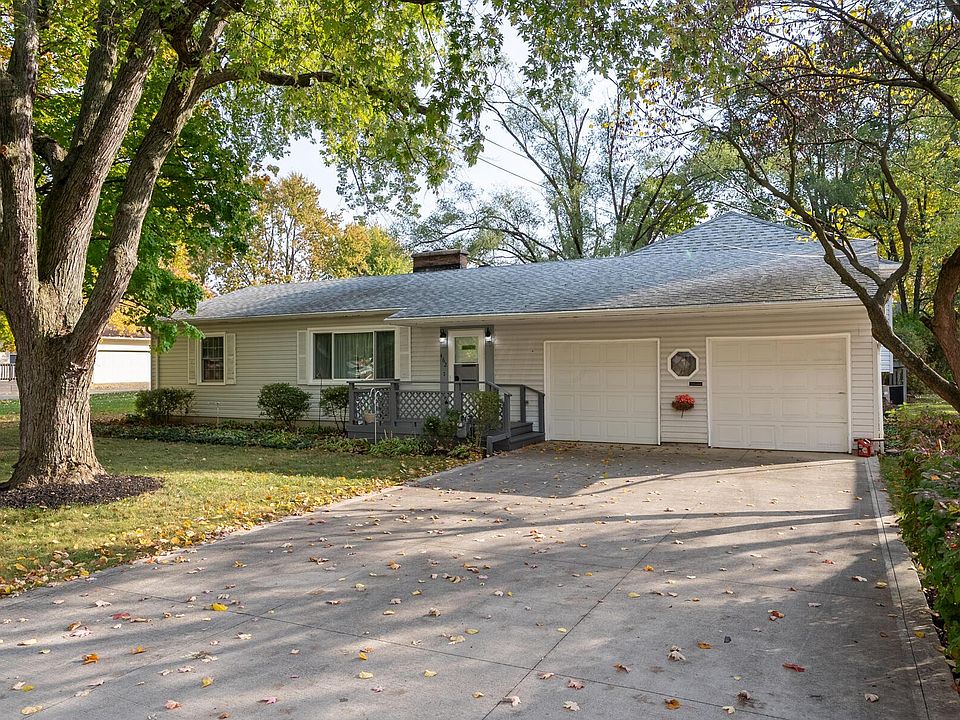 1st image of 462 Clover Ave