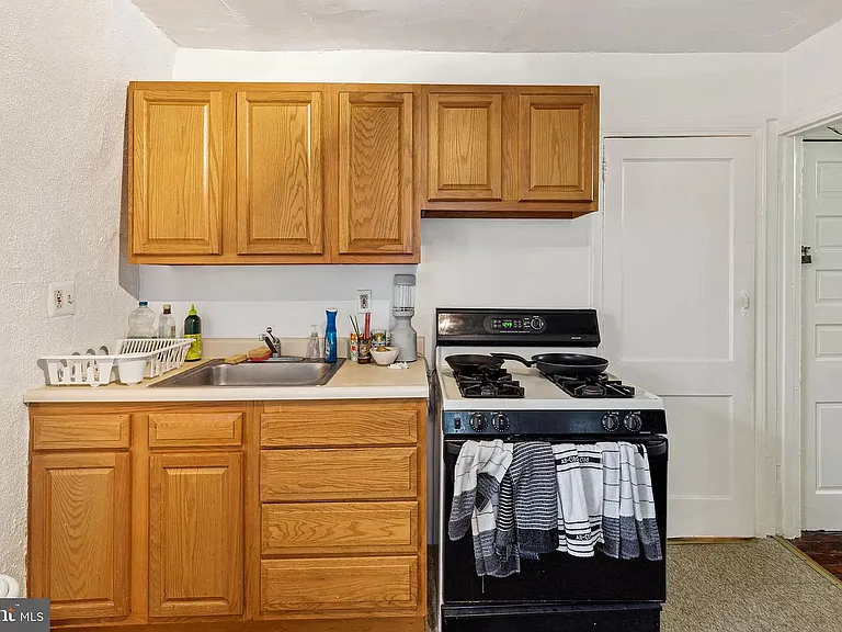 4819 Walton Ave #3 — Photo 5