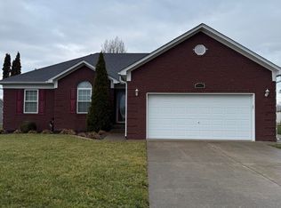 401 Bentwood Dr, Shepherdsville, KY 40165