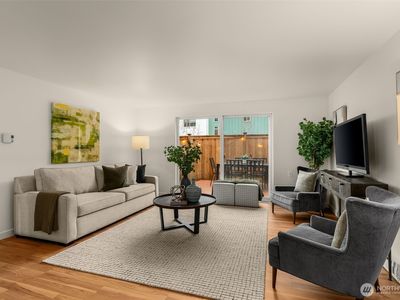 845 NE 125th Street #103, Seattle, WA, 98125
