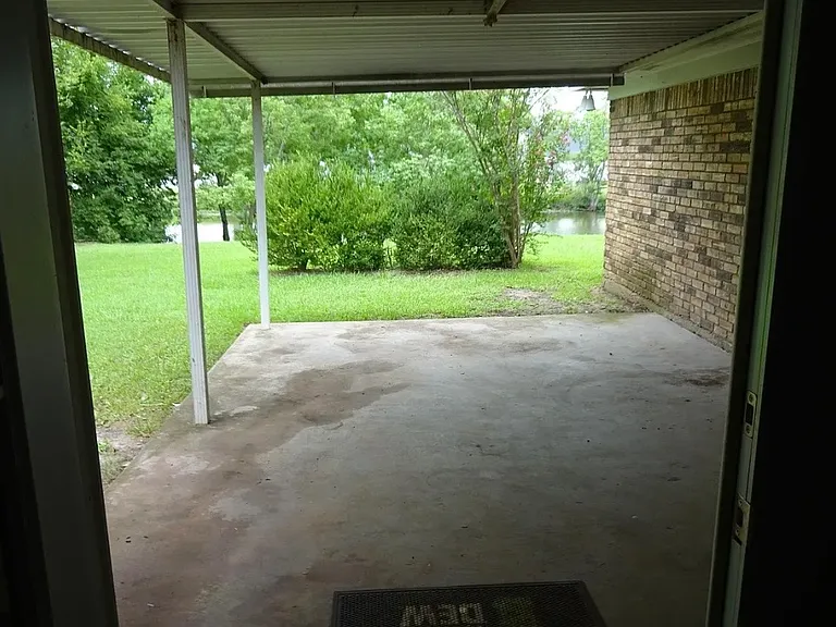 23 Magnolia Dr — Photo 3