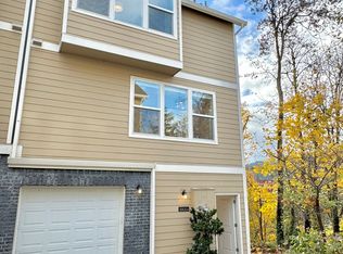 8808 N Edison St #A, Portland, OR 97203