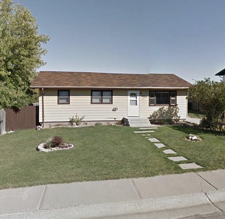 1st image of 2602 Badger Dr
