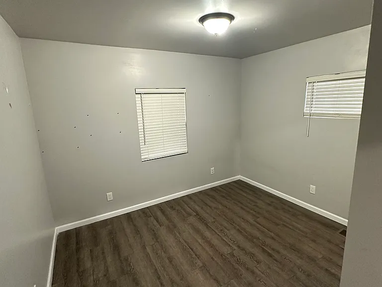 1343 N Gale St — Photo 6