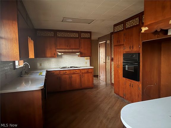 5th image of 9996 Stump Rd